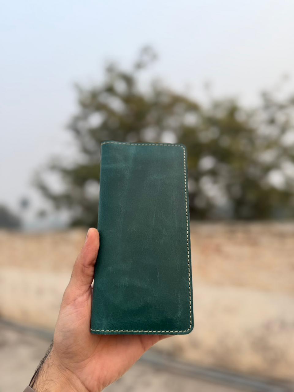 Men's Genuine Cow Leather Slim Wallet (1 Year Replaceable warranty)